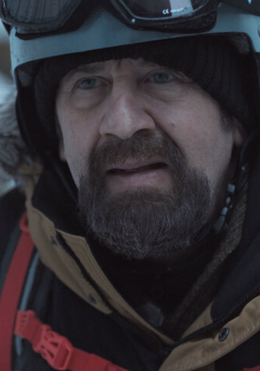 Un fost ofițer de informații vs. autoritățile locale: drama românească cu Adrian Titieni acum pe Netflix