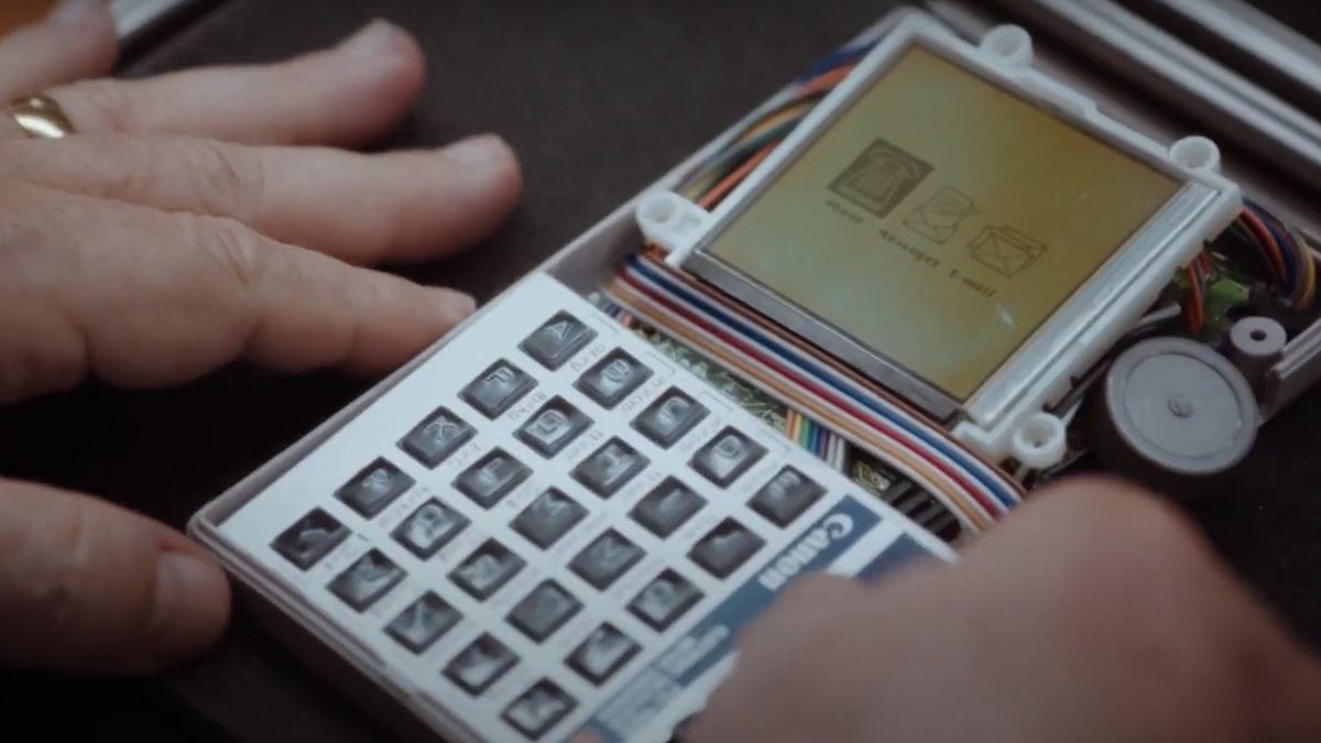 Ce s-a întâmplat cu primul telefon inteligent al lumii? BlackBerry, povestea reală - pe Netflix! 1 BlackBerry