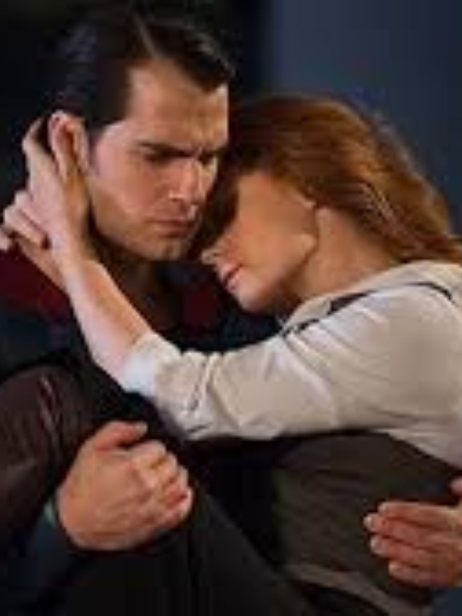 Un erou din altă lume, o alegere imposibilă: când salvarea Planetei devine o misiune personală. 5 Man of Steel Eroul