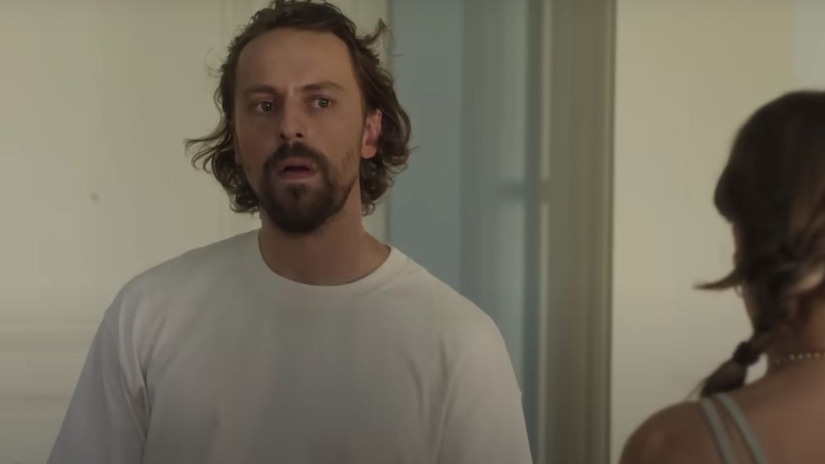 A apărut sezonul 2 din comedia romantică care redefinește iubirea în era digitală. Dă click pe Netflix! 3 Mulțumesc,următorul