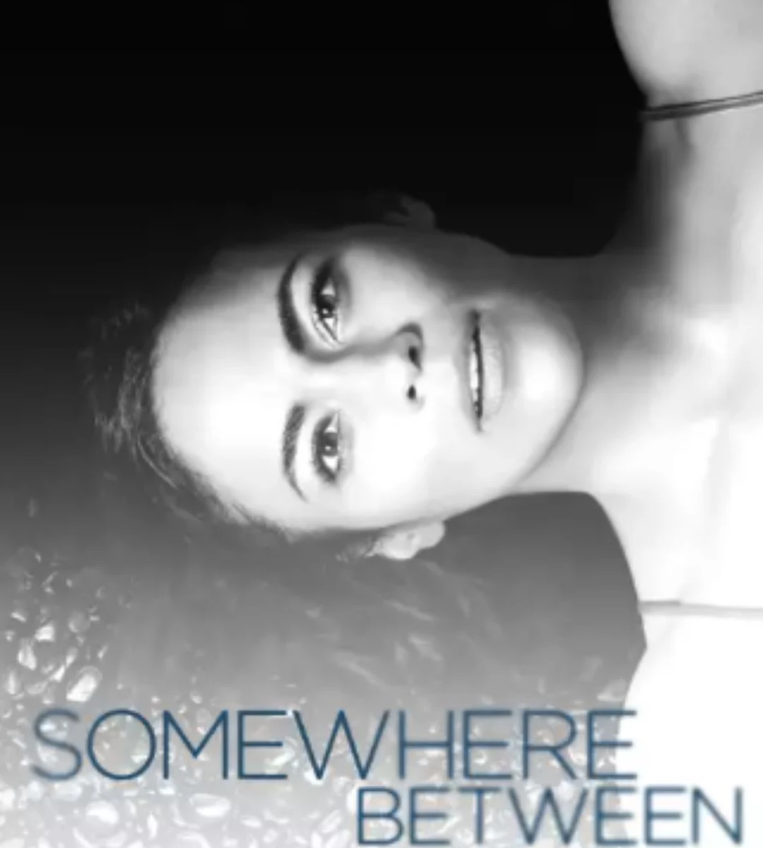 Paula Patton luptă împotriva destinului într-un captivant thriller SF pe Netflix 2 somewhere Between netflix