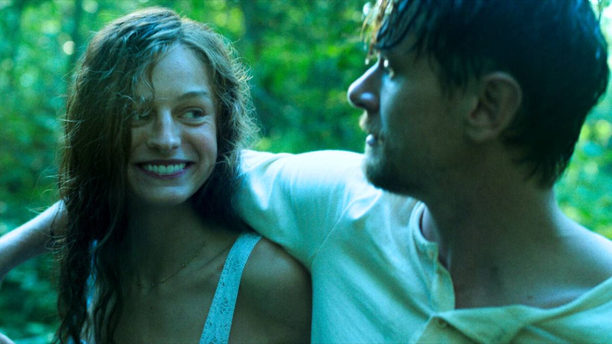 Pasiune interzisă și dorință nestăvilită. De la romanul (scandalos), pe ecran: iată cel mai senzual film 3 Amantul doamnei Chatterley,cel mai senzual film