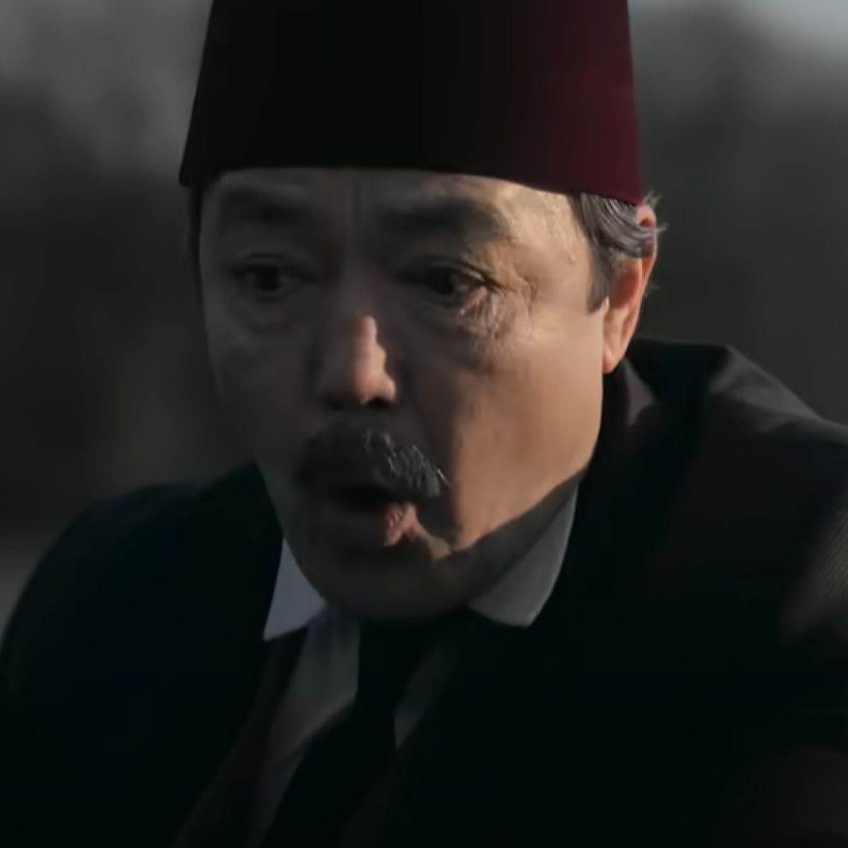 "Creatura fugară" - Frontiera dintre știință și coșmar pe Netflix, un Frankenstein în epocă otomană 1 Creatura fugară foto actor se miră