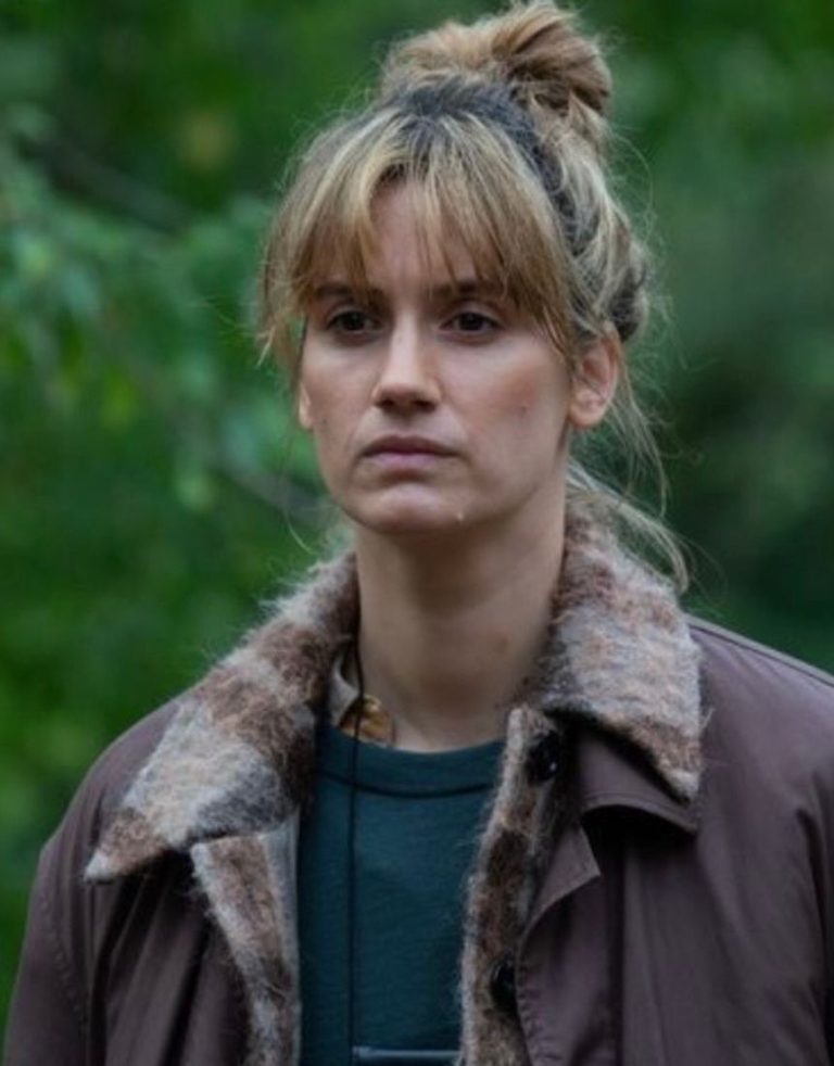 O jucărie pe care se găsesc amprente -Thrillerul care face furori pe Netflix. Scor 100% pe Rotten Tomatoes 3 Omul de castane