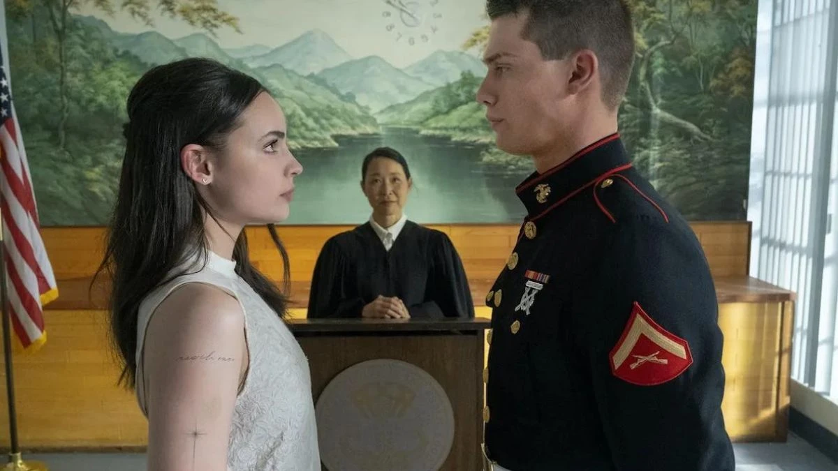 În această seară pe Netflix iubire de conveniență sau iubire adevărată? Filmul cu Sofia Carson care te pune pe gânduri 3 Purple Hearts film netflix