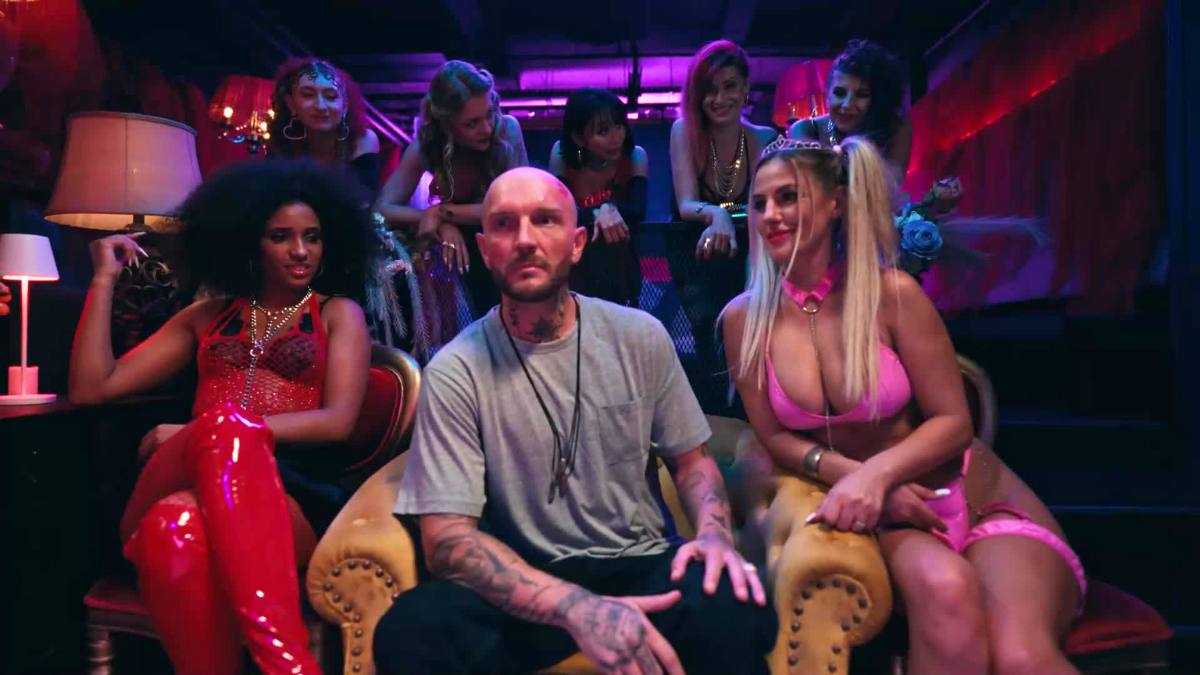 „Mentorii”: cea mai așteptată comedie românească a momentului cucerește primul loc în topul Netflix 3 Mentorii