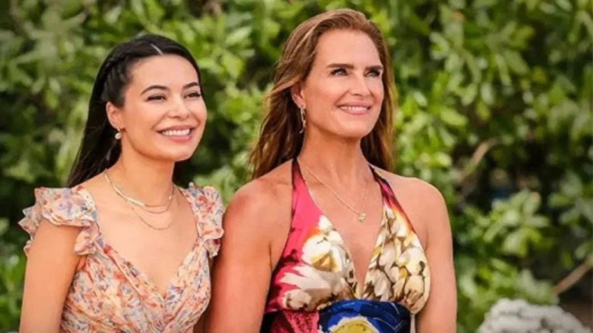 Parisul greșit, pe Netflix – mister romantic într-un oraș care nu e ce pare 5 The Wrong Paris è una storia d’amore estiva in arrivo su Netflix. Il tutto nasce da un equivoco, ma sboccerà l'amore.