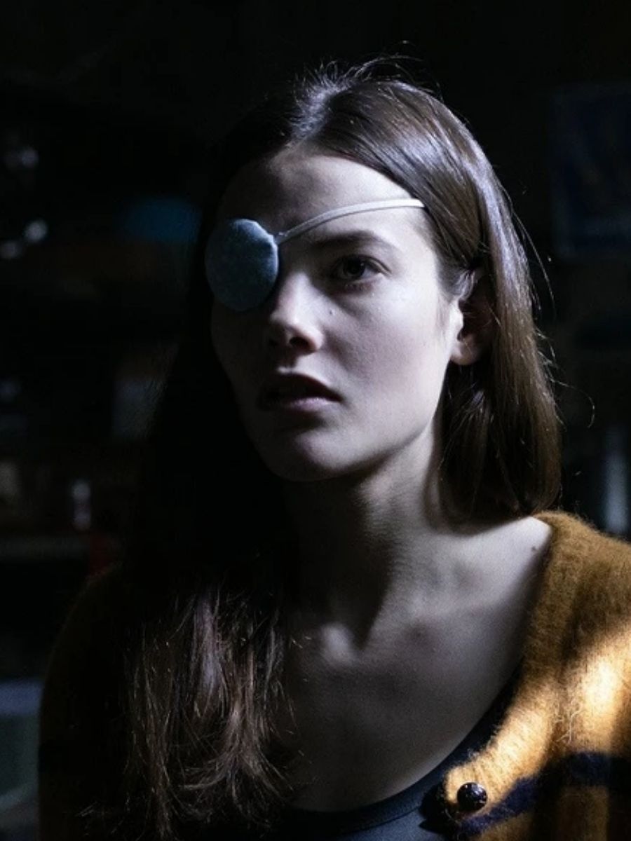 Amnezie, coșmaruri și un adevăr ascuns în umbrele trecutului, pe Netflix 1 Alma