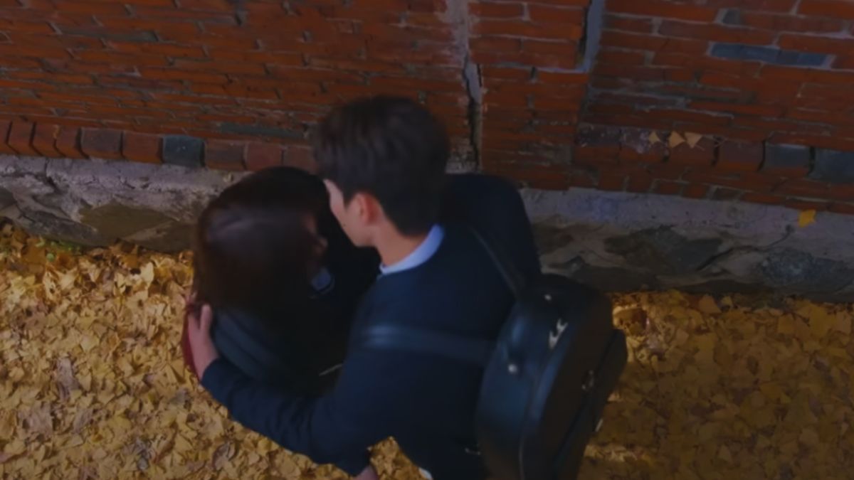 Song Kang 