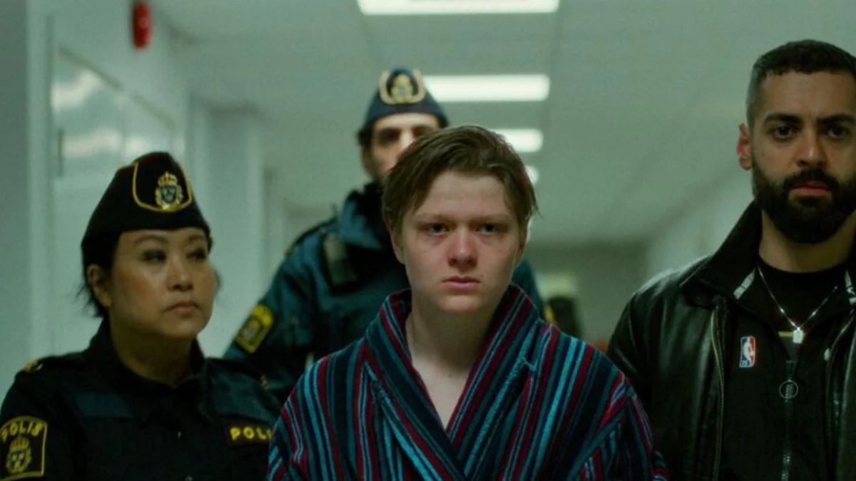 Pe Netflix disponibil acest enigmatic serial thriller scandinav despre o crimă cu adolescenți 3 Pe Netflix disponibil acest enigmatic serial thriller scandinav despre o crimă cu adolescenți