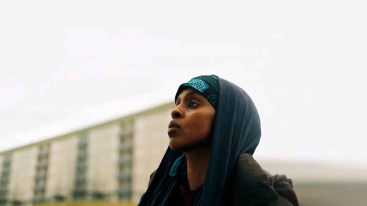 Pe Netflix disponibil acest enigmatic serial thriller scandinav despre o crimă cu adolescenți 4 Pe Netflix disponibil acest enigmatic serial thriller scandinav despre o crimă cu adolescenți