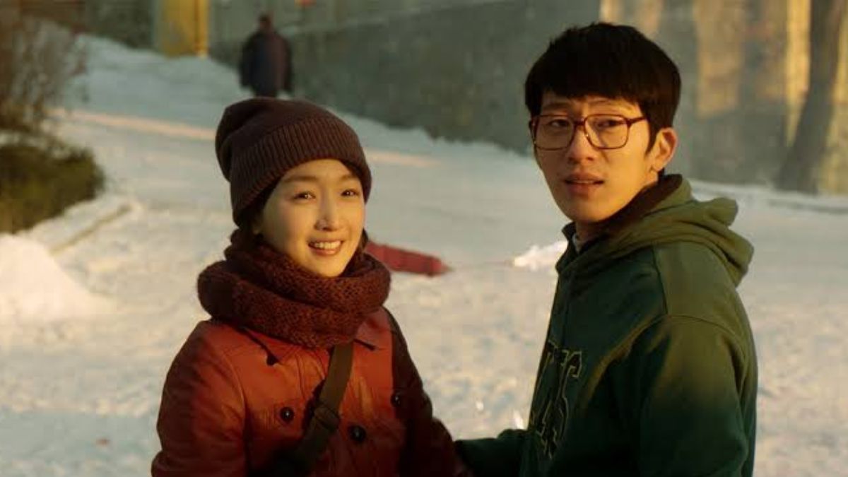 Noi și ei. În imagine: Jing Boran și Zhou Dongyu, cei doi actori principali