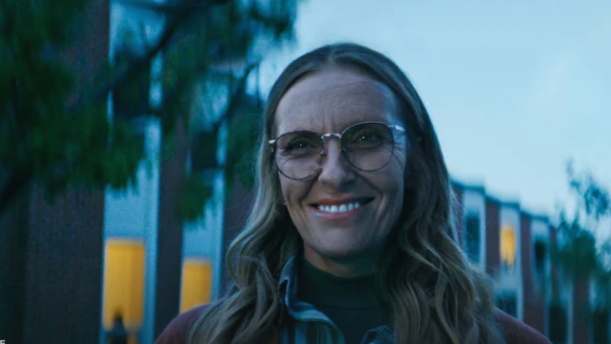 Rătăciți (Wayward): Noul thriller Netflix între mistere adolescențiale și atmosferă Twin Peaks 1 Răcăciți Wayward Toni Collette