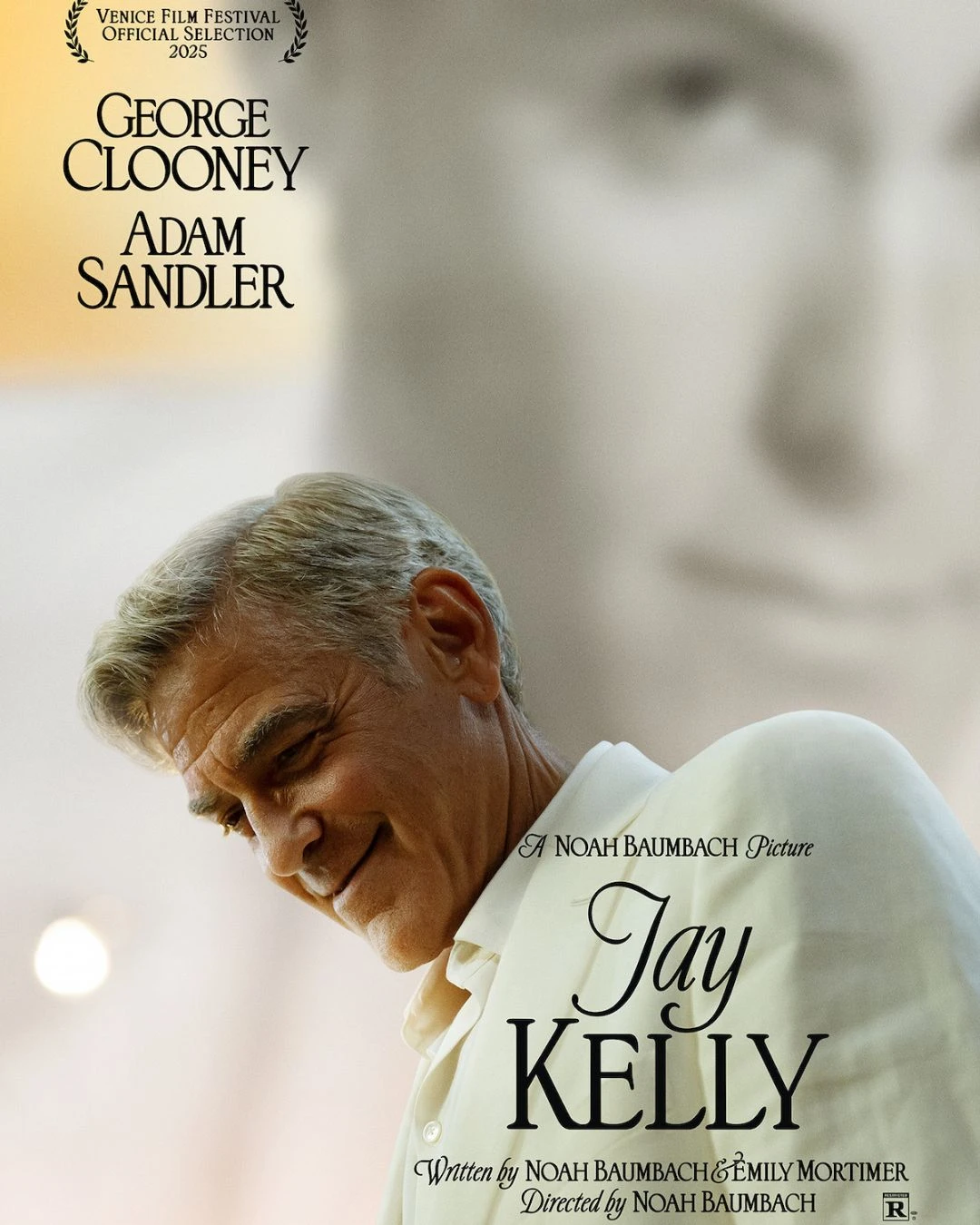 George Clooney și Adam Sandler în Jay Kelly: când apare comedia Netflix (filmată și în Italia) 1 Jay Kelly: quando esce su Netflix il film con George Clooney e Adam Sandler, diretti dallo sceneggiatore di Barbie.