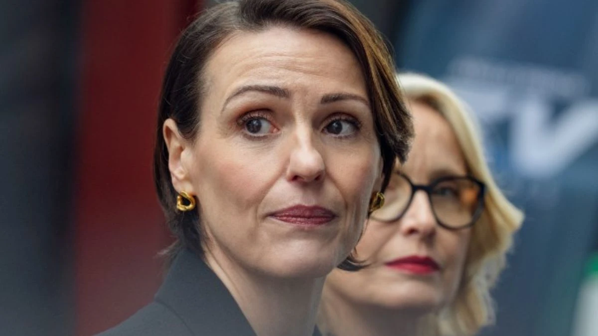 Drame politice pe care să le urmărești după ce ai văzut Diplomata 3 drame politice pe Netflix după Diplomata