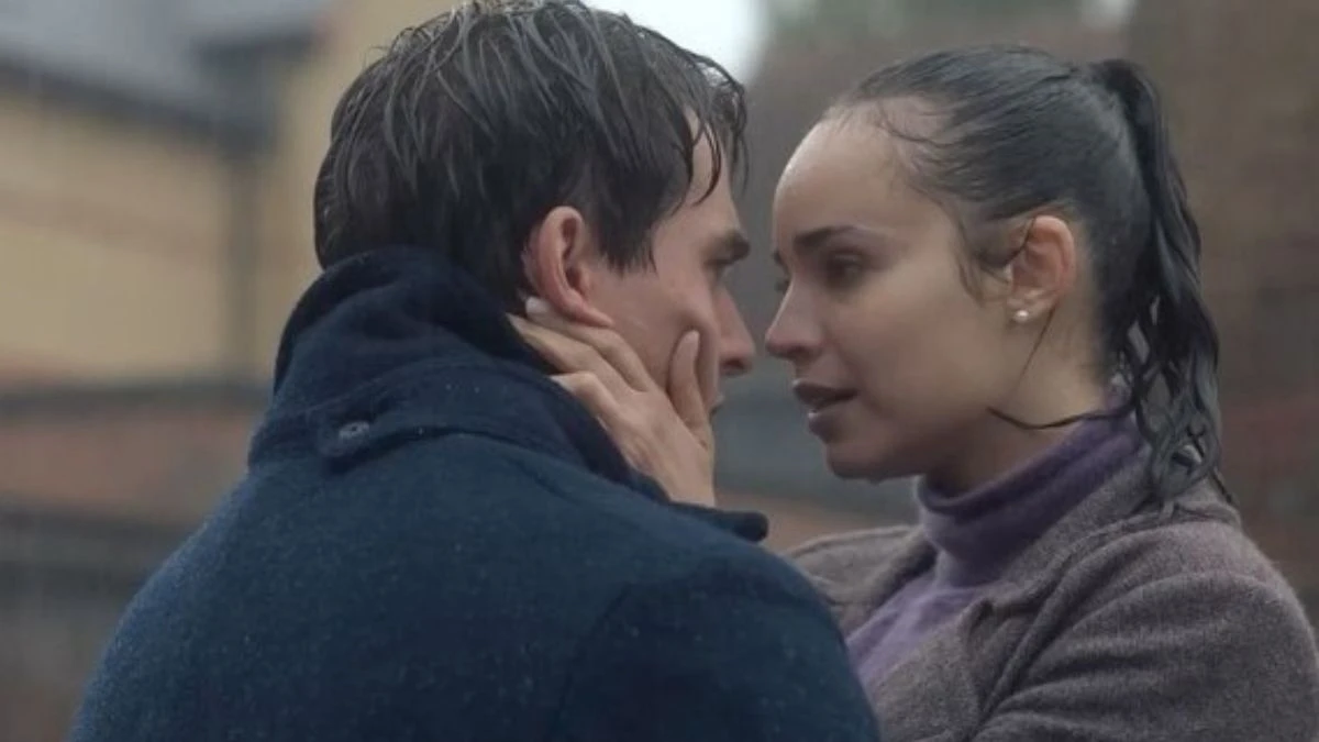 Doar 24 de ore și deja e pe locul 1 în Top 10! Toată lumea vorbește despre "Anul meu la Oxford" 4 Il mio anno a Oxford è il film più visto su Netflix (dopo 24 ore). Nel nostro articol troverete tutte le ragioni di un successo istantaneo.