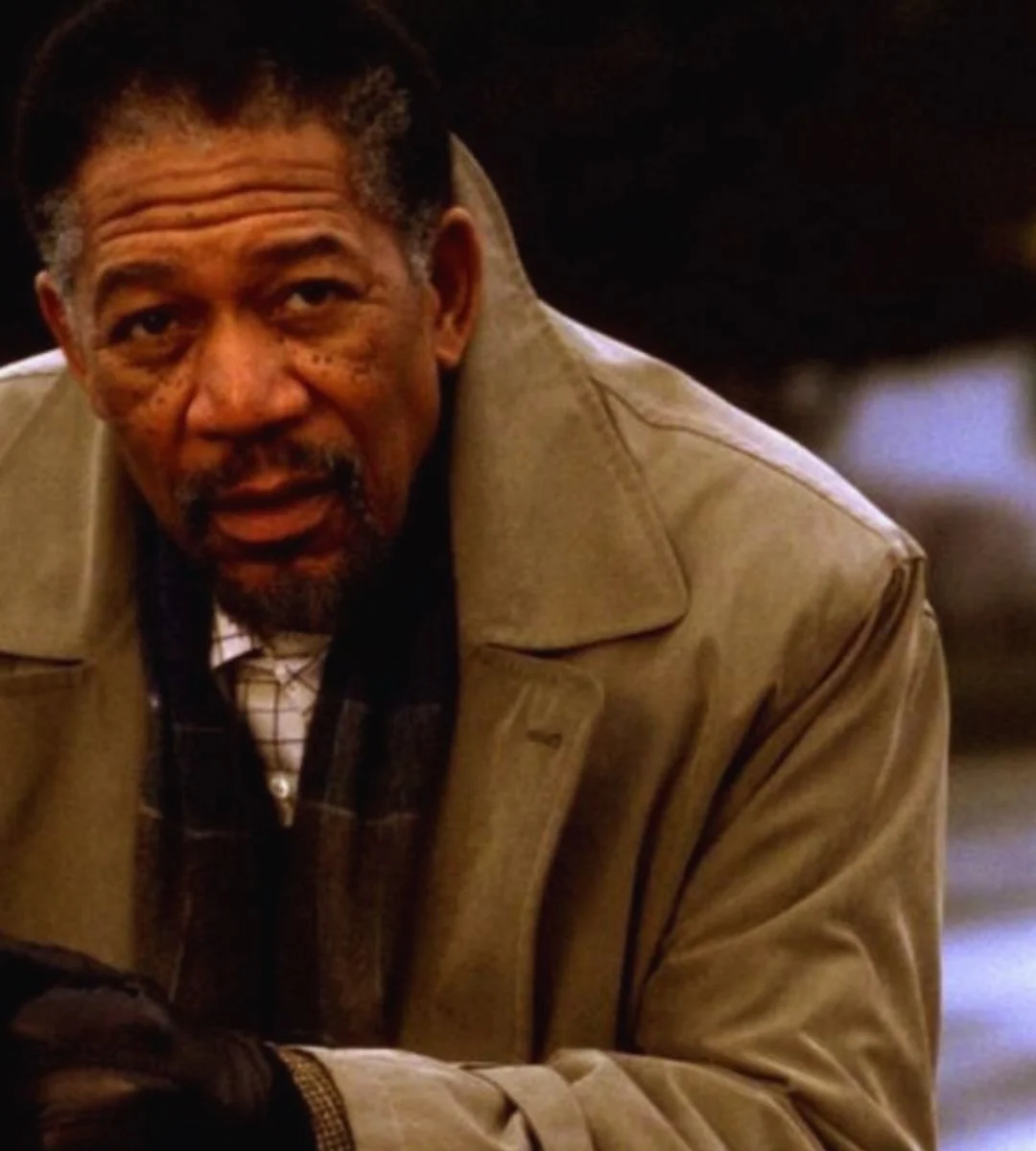 Acest thriller psihologic cu Morgan Freeman în rolul principal te captivează încet, dar sigur. 2 Rețeaua păianjen