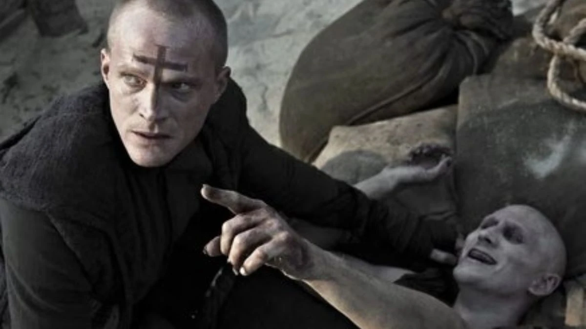 Priest è il terzo film più visto su Netflix in Italia: azione e distopia in una storia esaltante tratta da una graphic novel coreana.