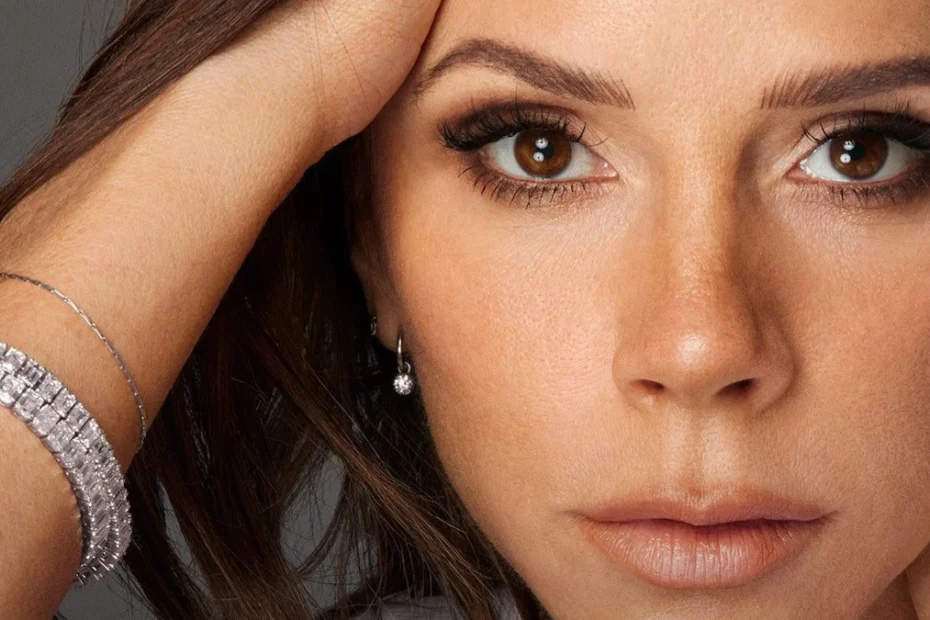 Întreaga lume a așteptat acest serial – „Victoria Beckham” apare în octombrie pe Netflix