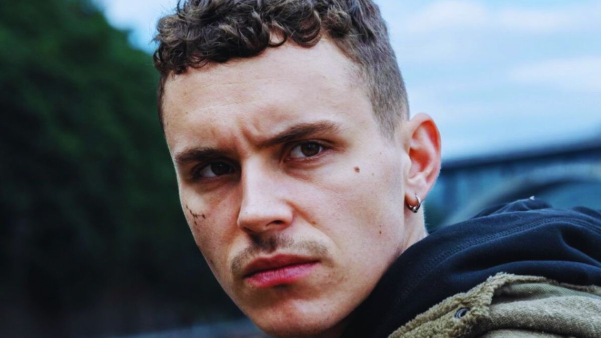 Dacă ți-a plăcut „Ángela” vezi acum acest miniserial cu Arón Piper pe Netflix 1 Mut