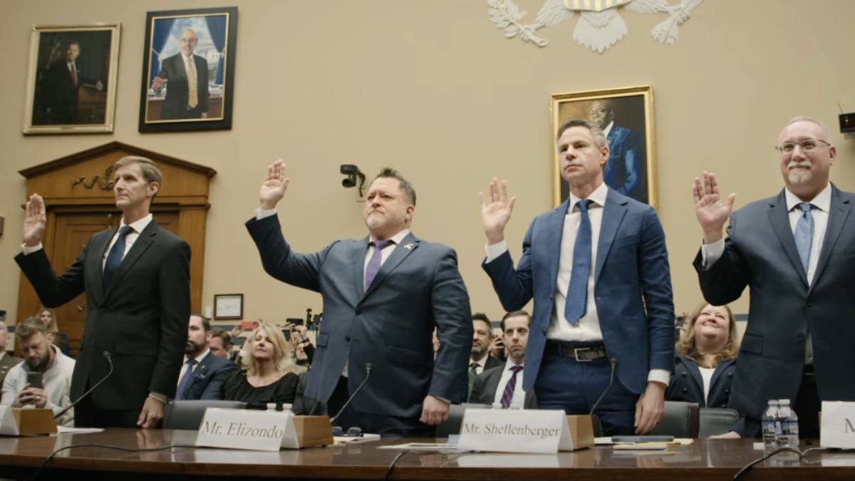 „Nu sunt ale noastre”: politicieni americani vorbesc deschis despre OZN-uri într-un documentar exploziv - „The Age of Disclosure” 3 The Age of Disclosure