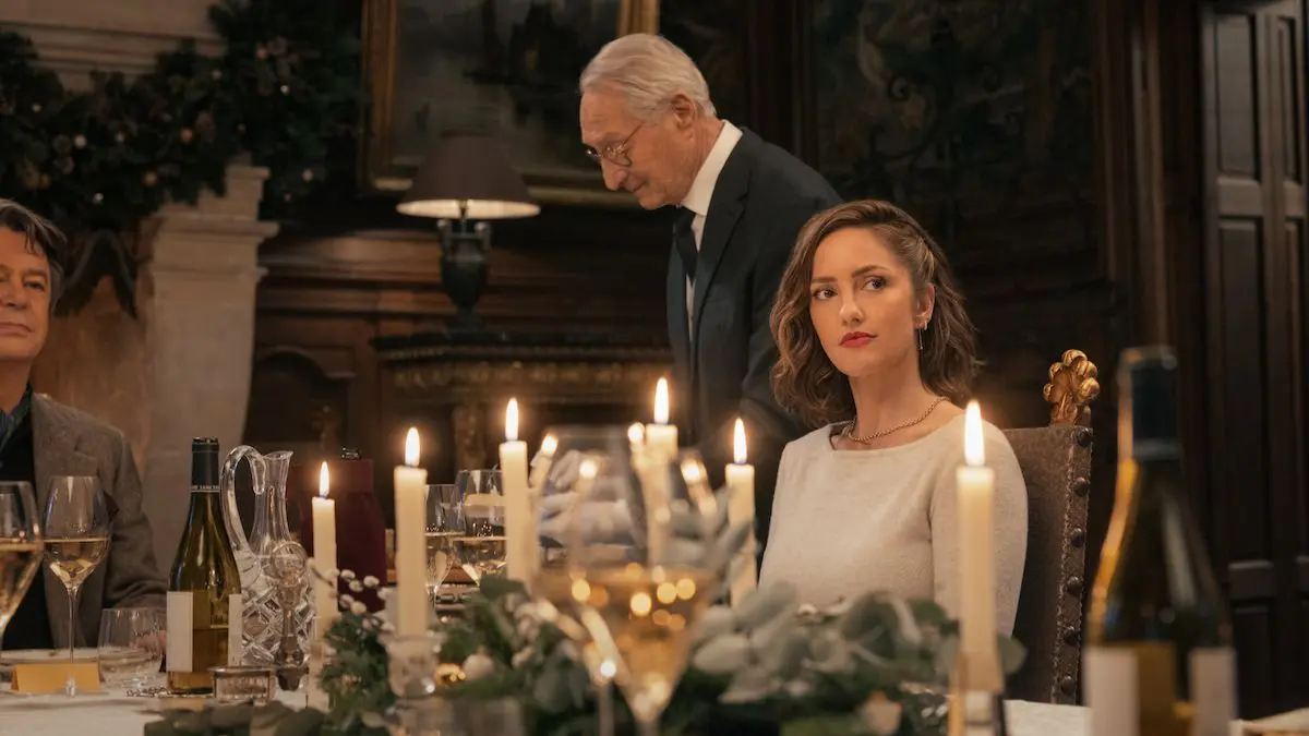 Crăciun, Paris și rafturi pline de șampanie: noua comedie romantică de la Netflix care va apărea în noiembrie 3 Probleme spumante