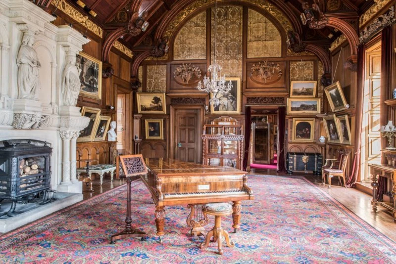 Toate locațiile din Frankenstein, filmul lui del Toro de pe Netflix, care face ravagii în Top 10 în 85 de țări din întreaga lume.