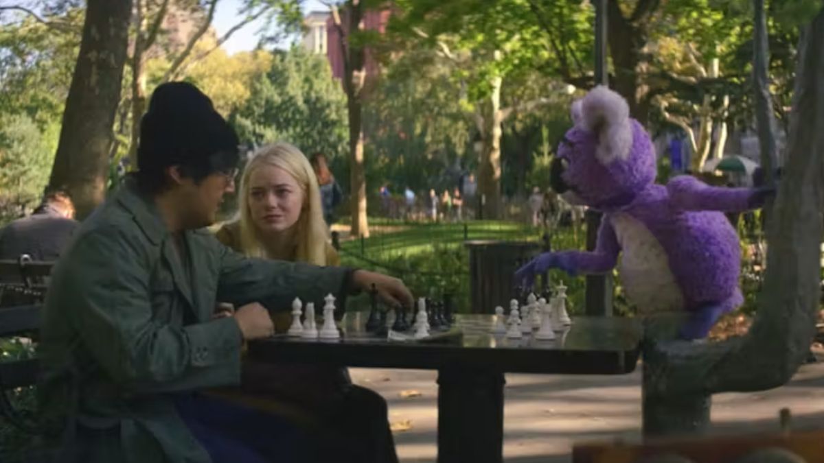 Pe Netflix acest miniserial uitat și subestimat și care merită vizionat, cu Emma Stone și Jonah Hill