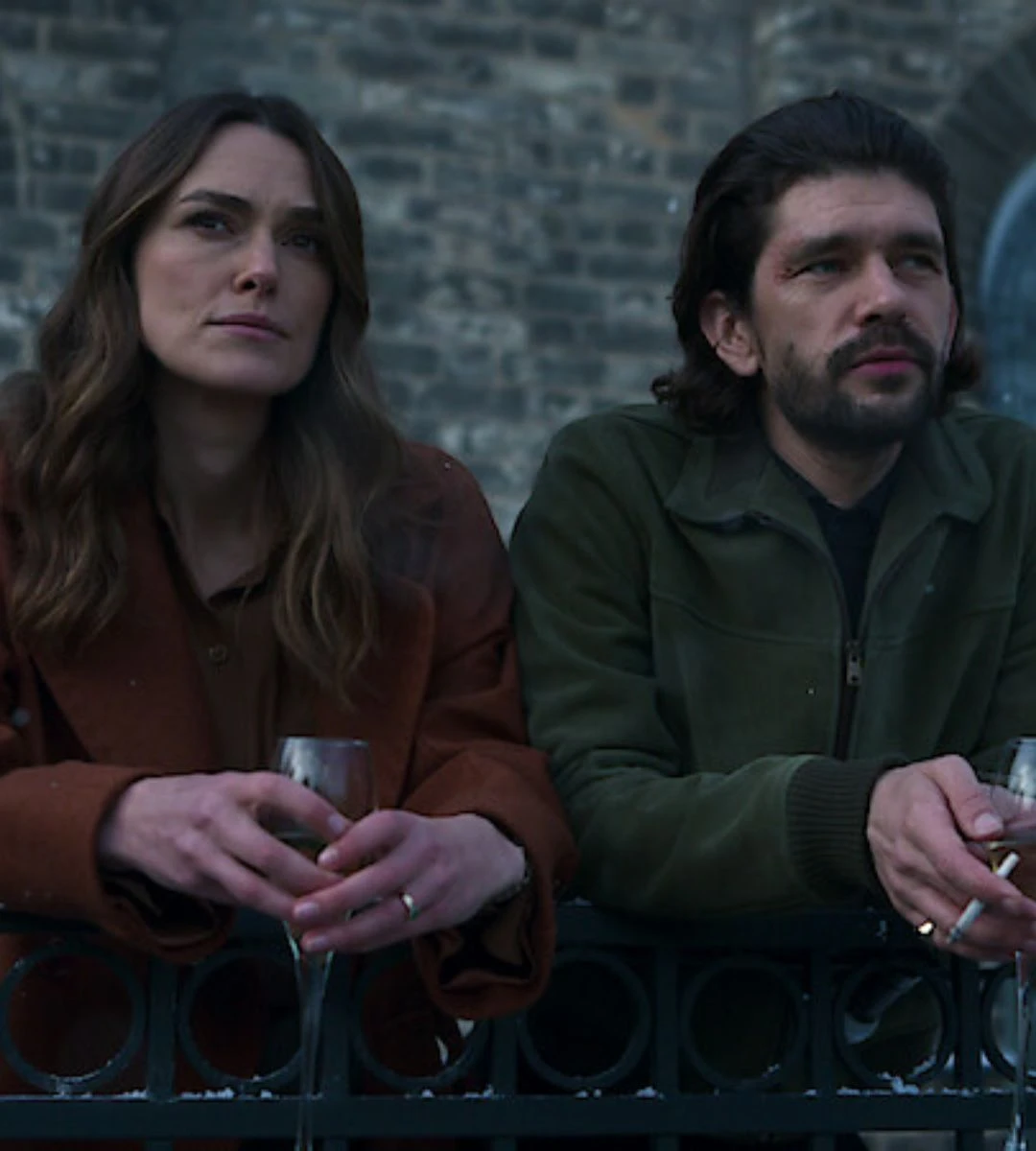 E oficial: va exista sezonul 2 din „Black Doves”! Încep filmările pentru noua parte a hitului cu Keira Knightley