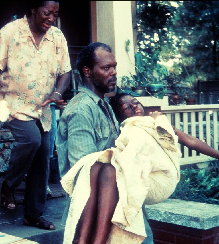 Când dreptatea se transformă în răzbunare: pe Netflix, thrillerul magnific cu Sandra Bullock, Samuel L. Jackson și Matthew McConaughey 1 Vremea răzbunării