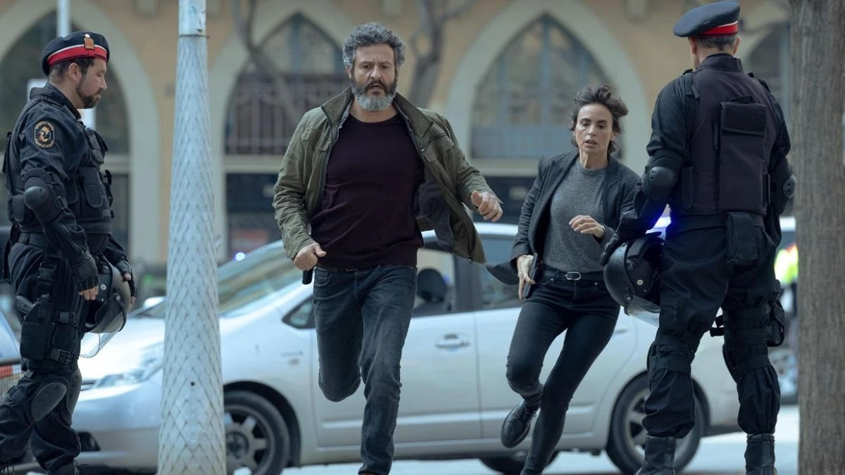 Orașul umbrelor: noul serial thriller spaniol este pe Netflix și are deja un scor de 100% pe Rotten Tomatoes