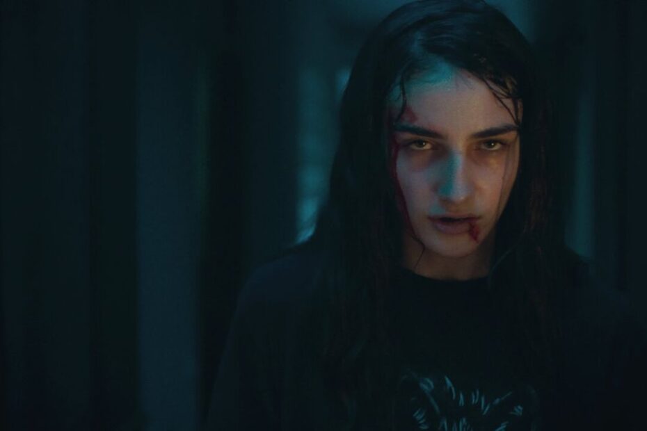 Un ritual, o casă din Madrid și o teamă care nu mai pleacă: filmul horror spaniol care tulbură, pe Netflix