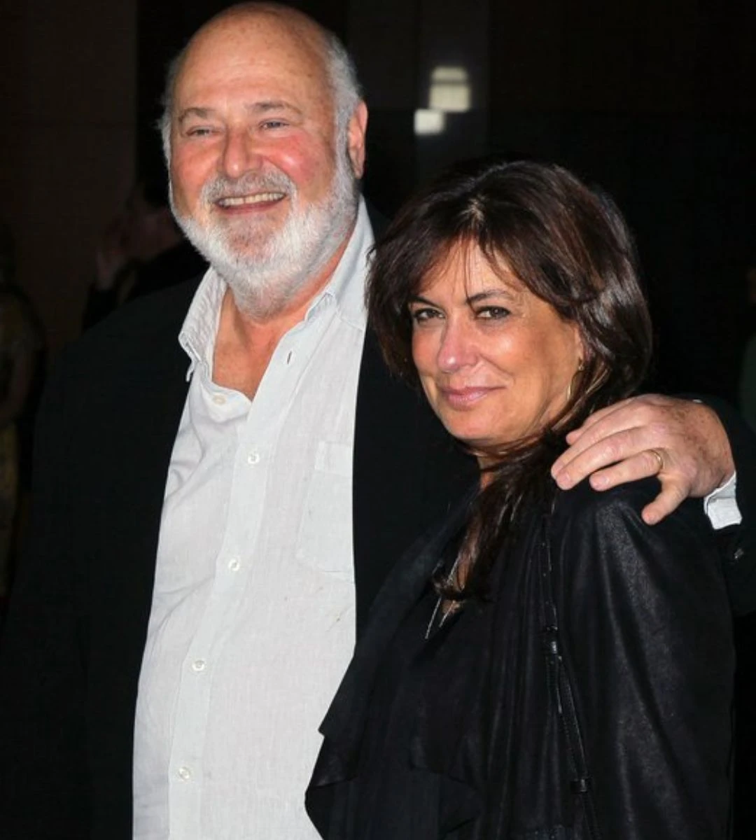 Tragedie de neimaginat la Hollywood. Cunoscutul actor și regizor Rob Reiner și soția sa, Michele, au murit. Circumstanțele sunt devastatoare 2 Rob Reiner și soția sa, Michele Singer Reiner, au murit. Circumstanțele sunt devastatoare, neoficial se vorbește despre crimă