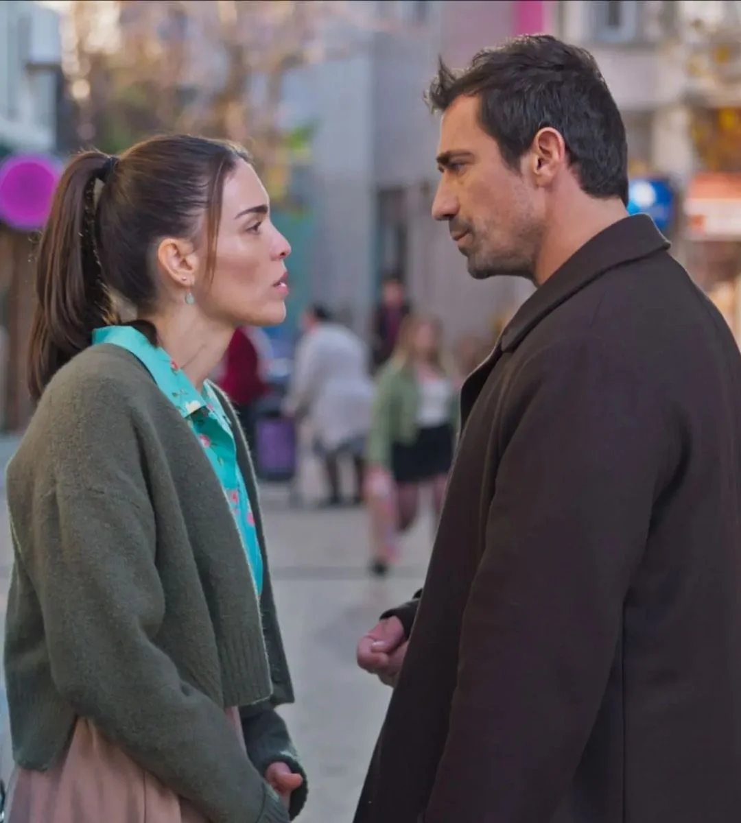 A iubi,a pierde,A iubi a pierde