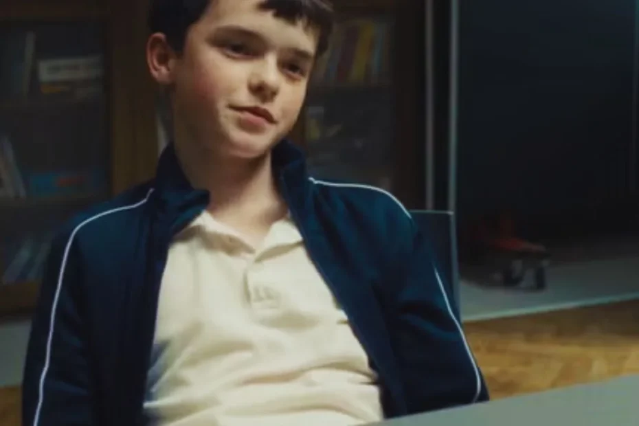 ADOLESCENȚĂ CORUPTĂ