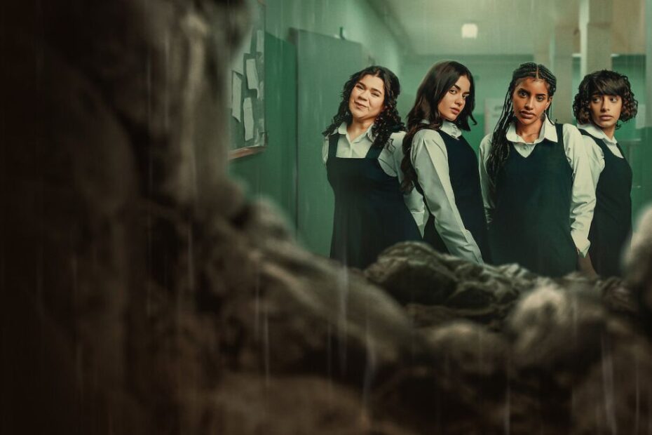 Din fum și cenușă. Groapa