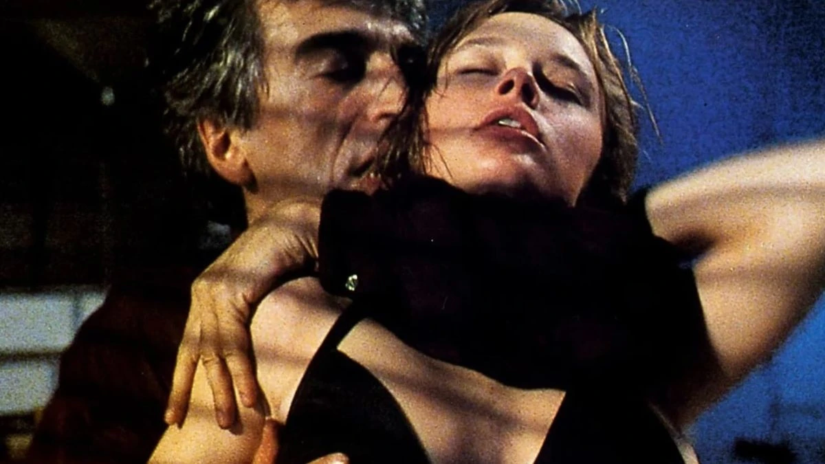 Filme crime senzuale pe Netflix