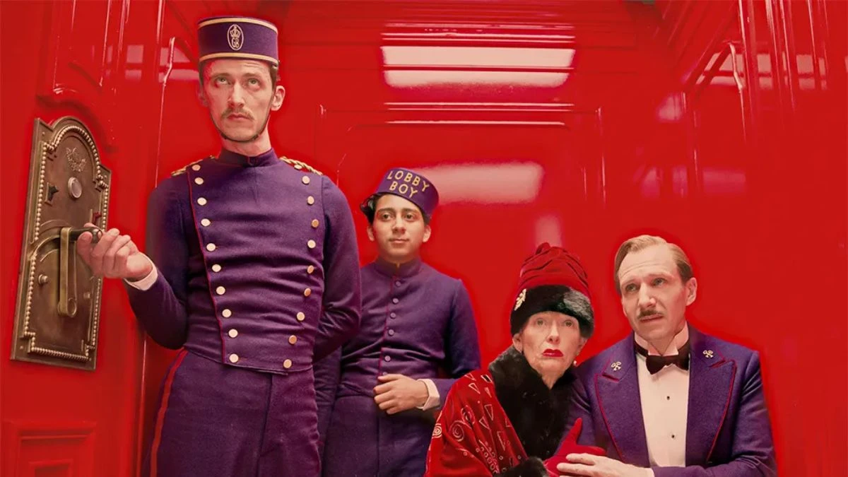 Grand Budapest Hotel: pe Netflix, capodopera multipremiată a lui Wes Anderson. Filmul a câștigat patru premii Oscar.