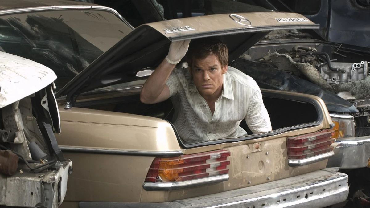 „Dexter”, serialul crime devenit cult, e disponibil la streaming pe Netflix, cu toate cele opt sezoane.