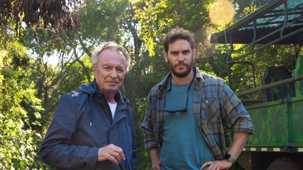 Oscar Martínez și Matías Mayer în El último gigante