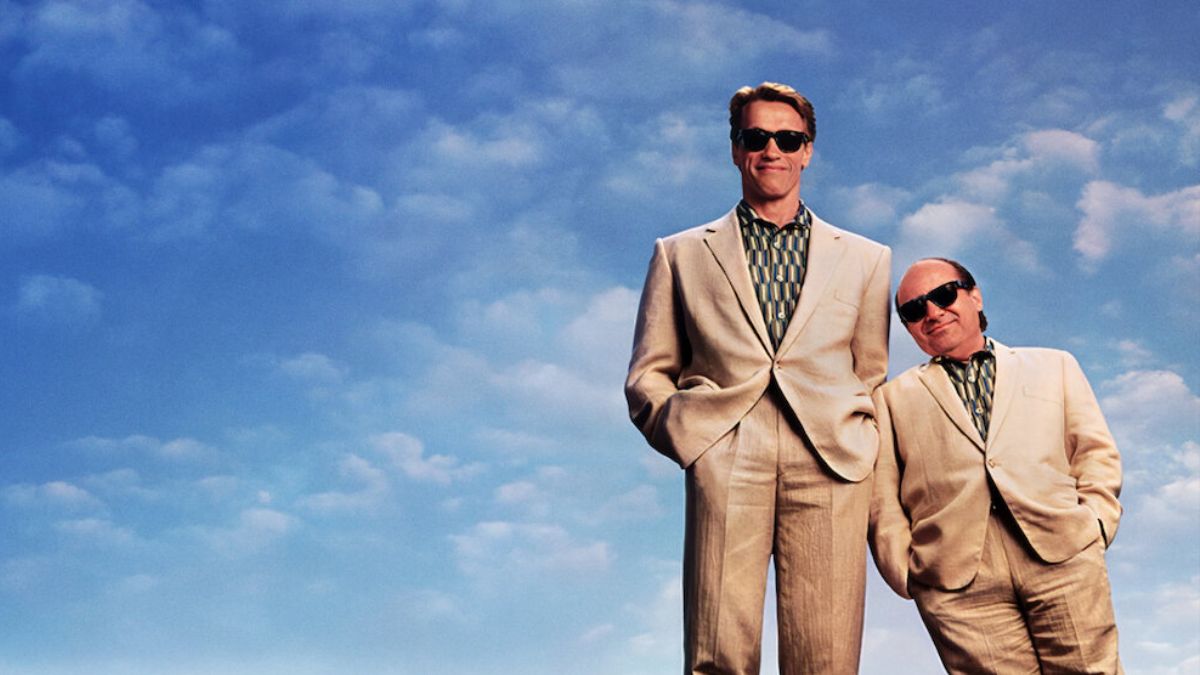 Când cel mai musculos om din lume și cel mai scund actor de la Hollywood au decis că sunt frați gemeni