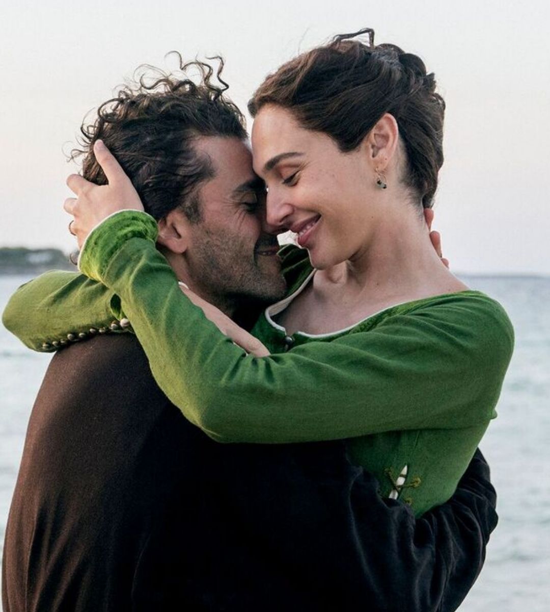  Oscar Isaac Mâna lui Dante