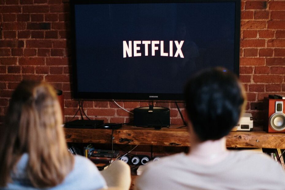 trei titluri mult așteptate intră simultan în 7 mai pe netflix