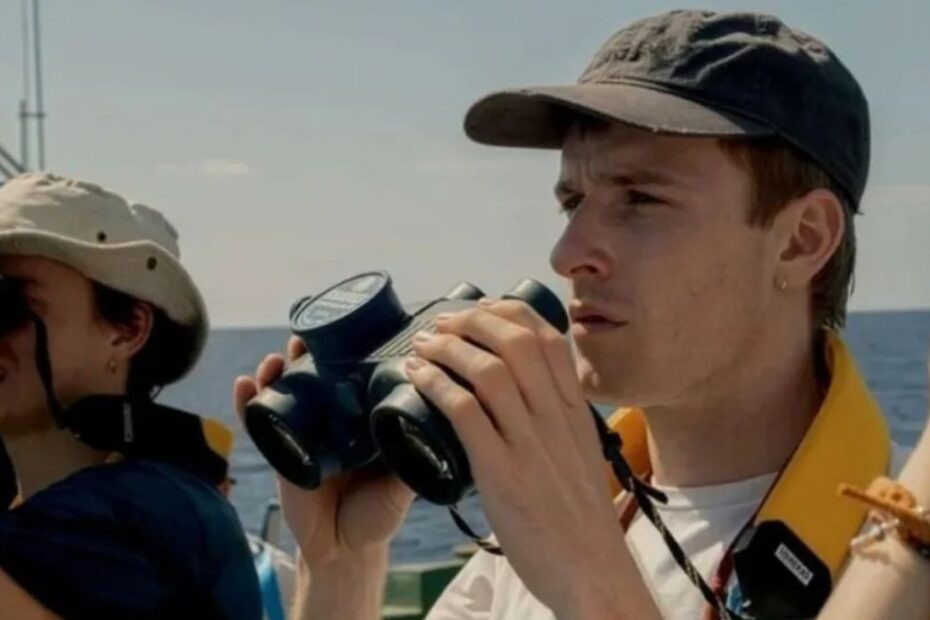 Tineri salvează migranți în Mediterană: drama Netflix cu starul din Dark
