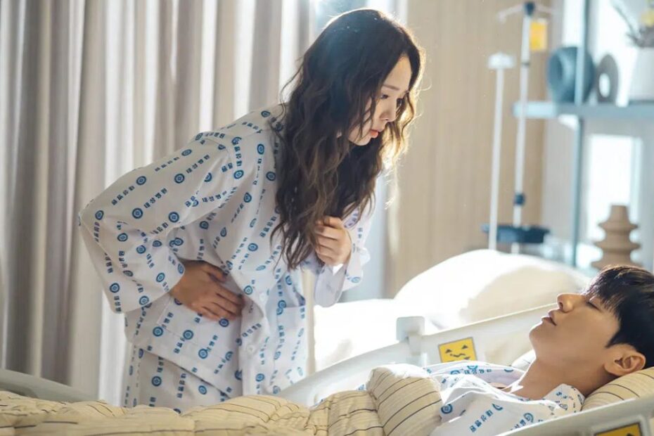 Imagine: Chae Soo Bin (stânga) și Kim Young Kwang (dreapta) în „Take Charge of My Heart” – Netflix