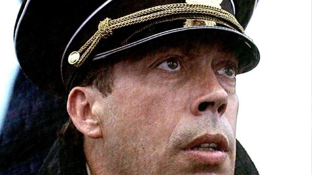 Vânătoarea lui Octombrie Roșu. În imagine: TIm Curry