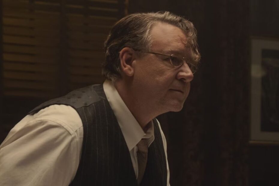 Russell Crowe în rolul profesorului Henry Murray în Unabomber, thrillerul psihologic de pe Netflix.
