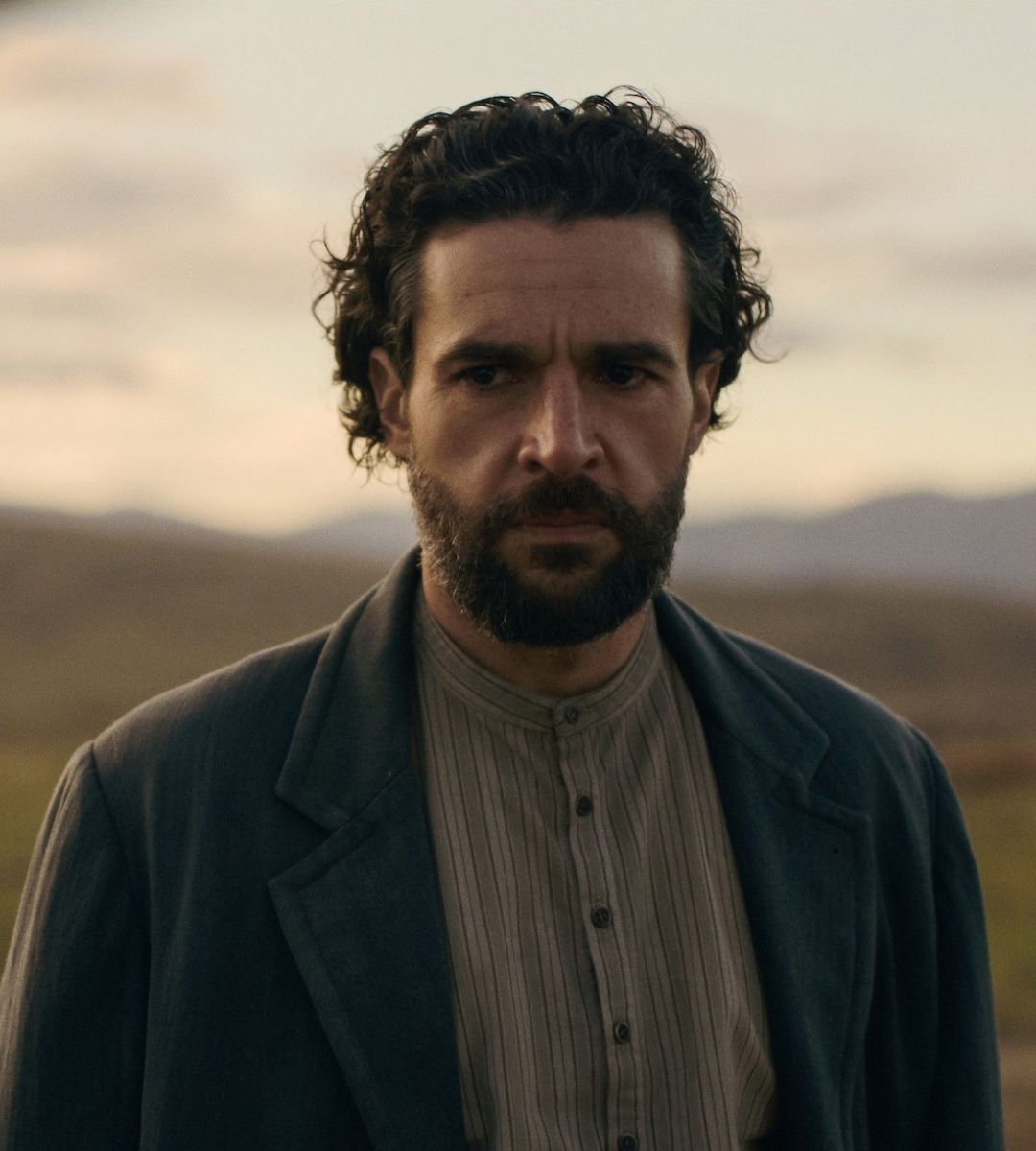 Christopher Abbott, de la Adam Trask la alte roluri pe Netflix
