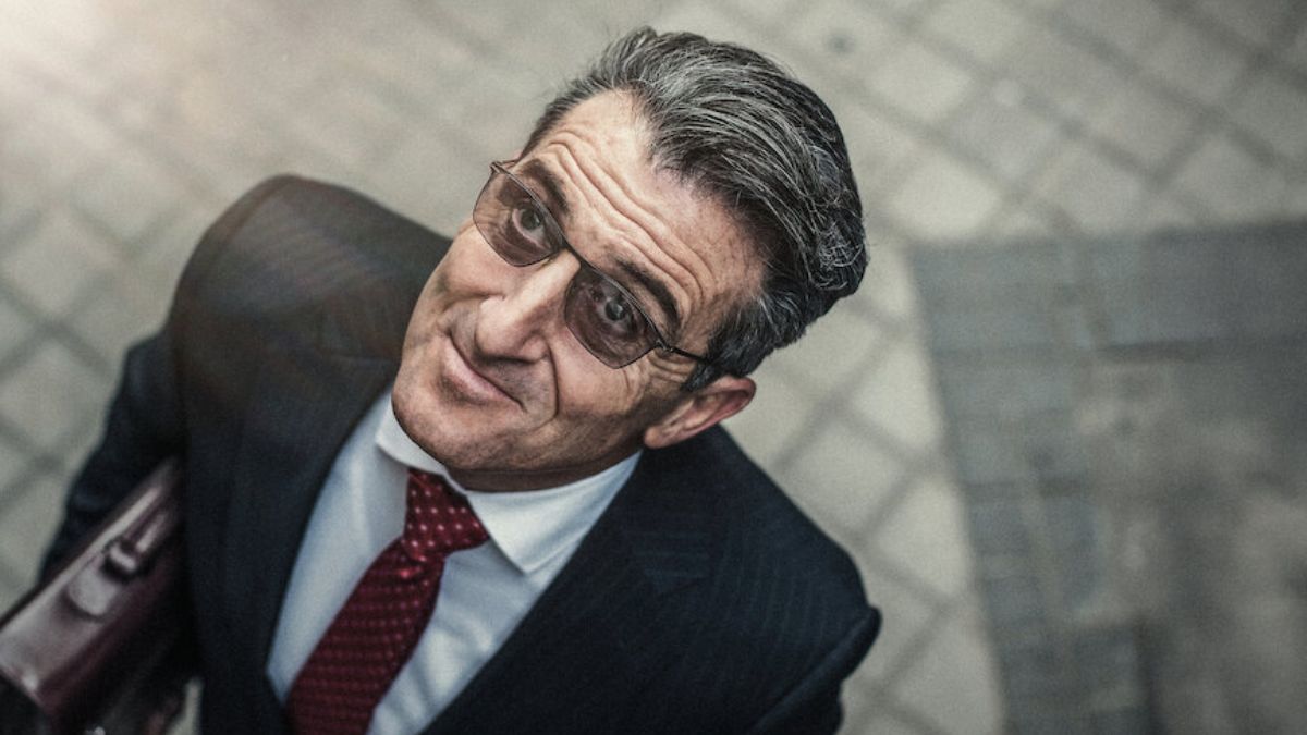 Au jefuit o bancă din Madrid, dar adevărata trădare începuse înainte. Luis Zahera, într-un nou thriller Netflix